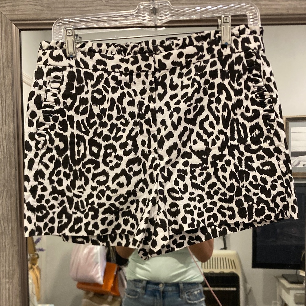 Leopard Print Shorts Size 4 Linen Cotton Animal Print Summer 👙